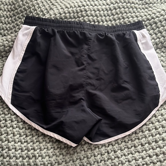 Under Armour.. black and white athletic shorts. - Picture 2 of 3